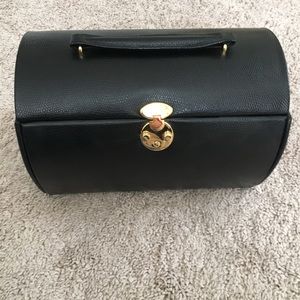 Jewelry travel case. Black from Bombay Company